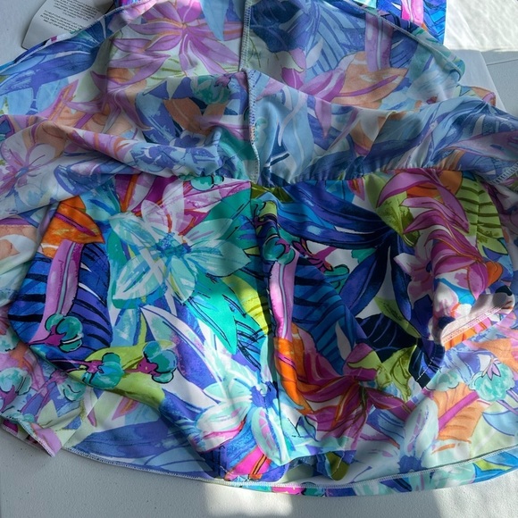 NWT Azul by Maxine of Hollywood Floral Swim Dress Size 14 - Picture 7 of 9